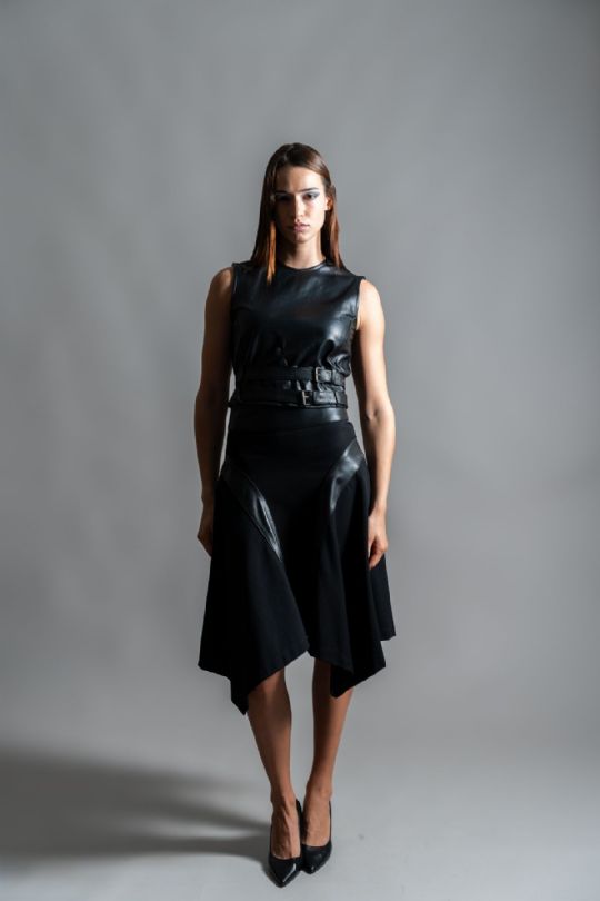 GONNA CON INSERTI IN PELLE